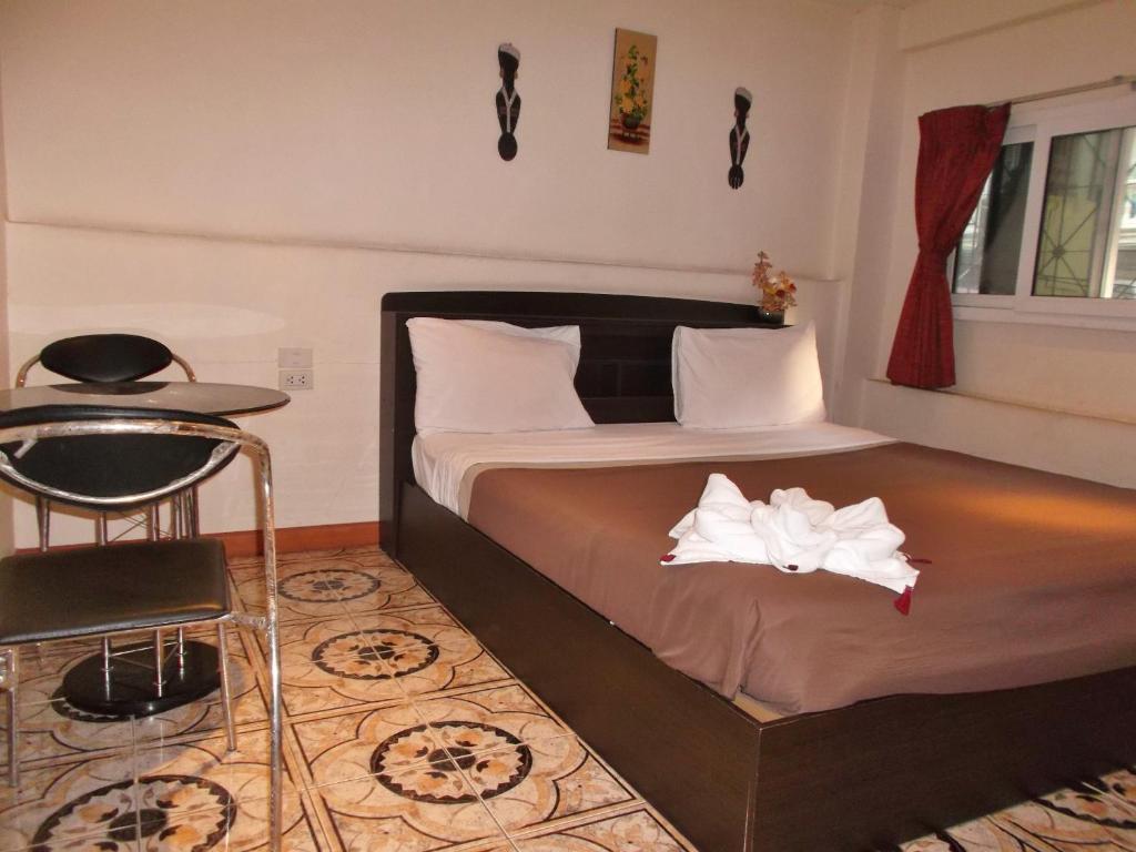 Chaiyapoon Inn Pattaya Rom bilde