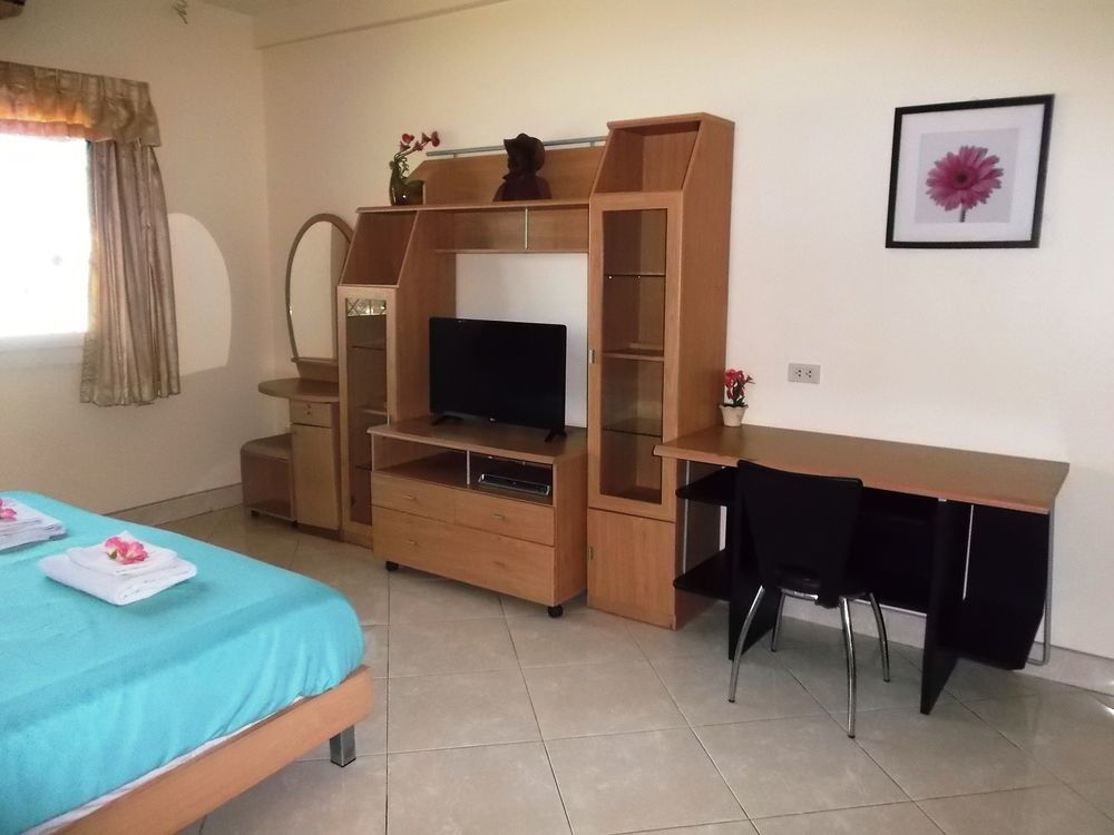 Chaiyapoon Inn Pattaya Eksteriør bilde