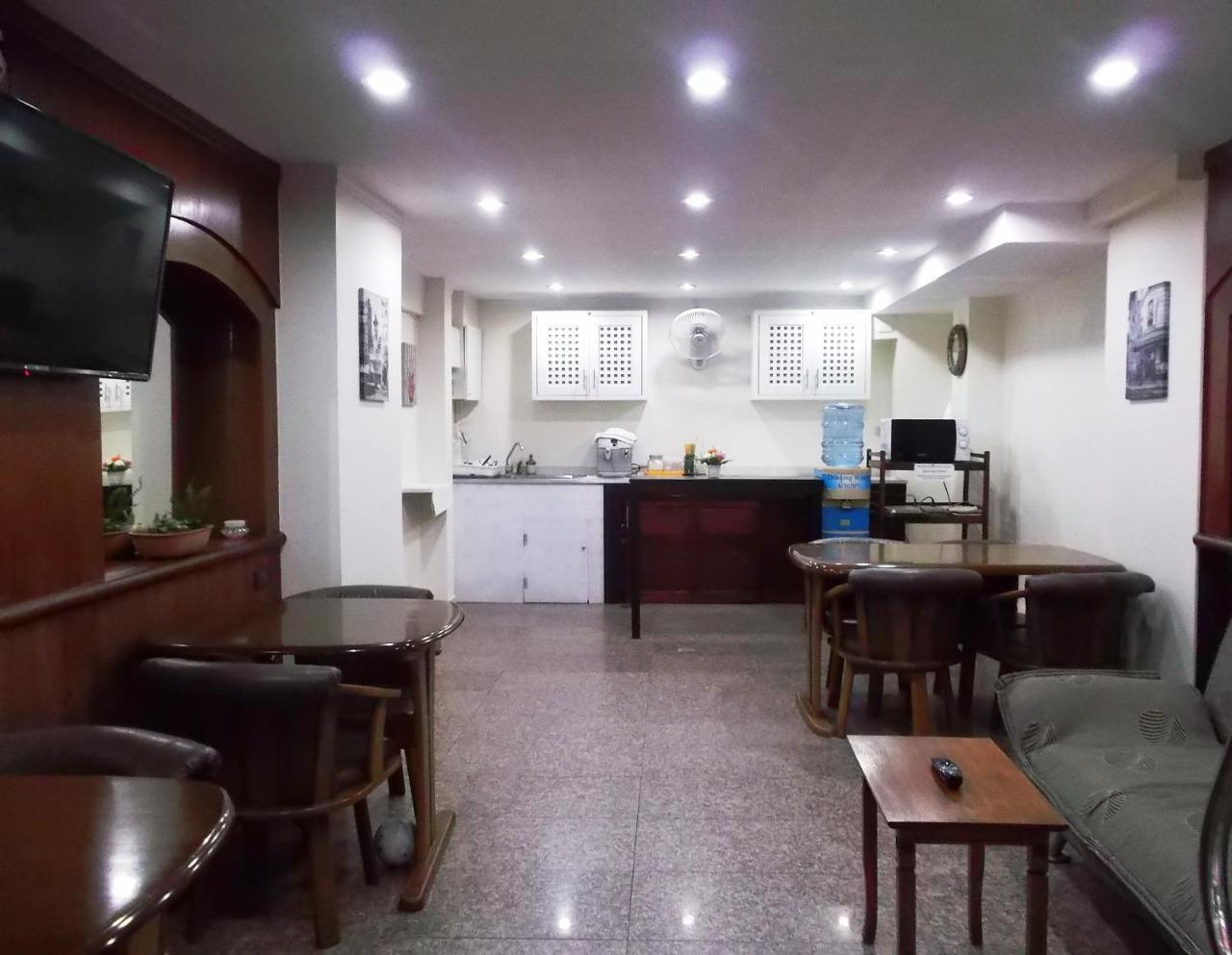 Chaiyapoon Inn Pattaya Eksteriør bilde