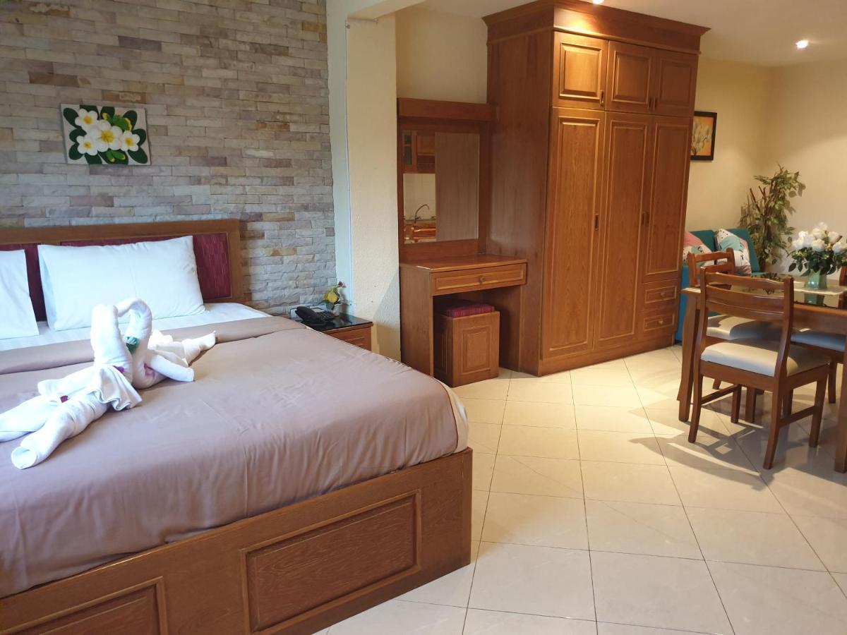 Chaiyapoon Inn Pattaya Eksteriør bilde